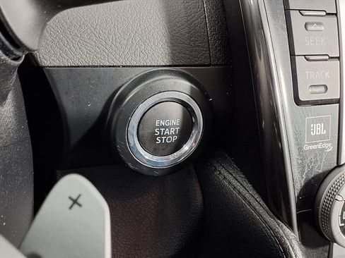 Used 2012 Toyota Camry SE image 11