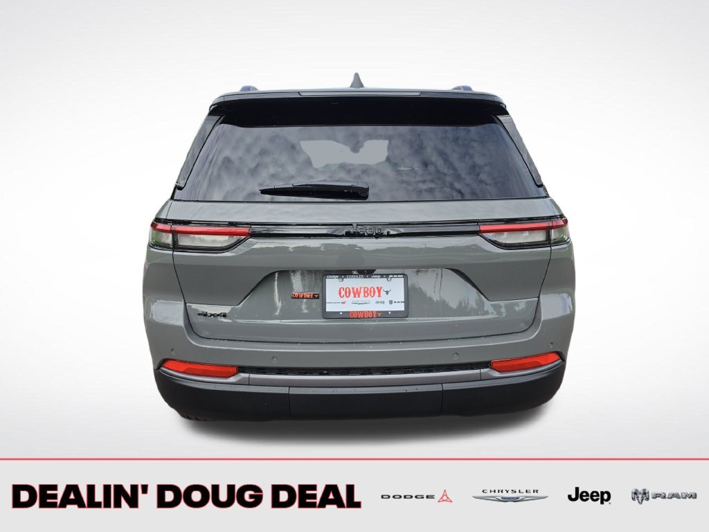 New 2027 Jeep Grand Cherokee 4WD image 4