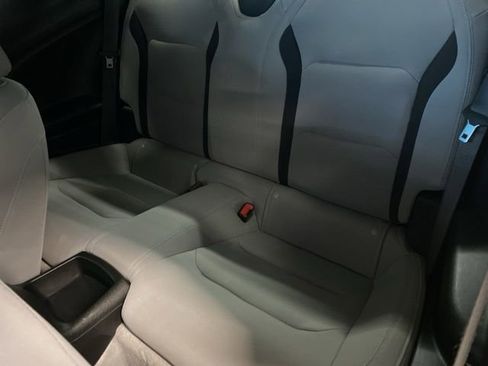 Used 2020 Chevrolet Camaro LT RWD image 27