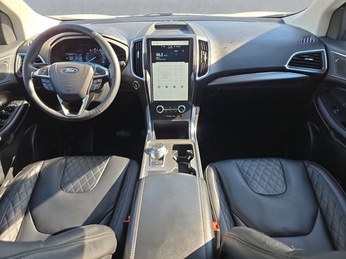 Certified 2024 Ford Edge Titanium w/ Equipment Group 301A image 9