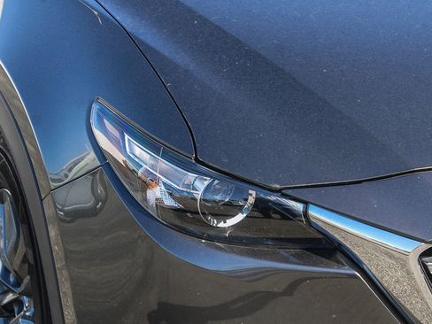 Used 2021 MAZDA CX-9 Touring w/ Touring Premium Package FWD image 4