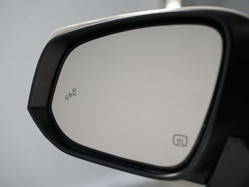 Certified 2024 Toyota Grand Highlander XLE image 25