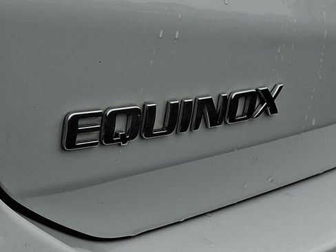 Used 2023 Chevrolet Equinox LT AWD/4WD image 29