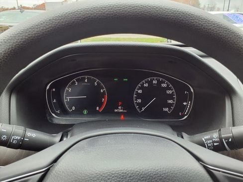 Used 2019 Honda Accord EX image 10