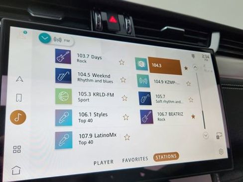 Used 2025 Jaguar F-PACE R-Dynamic S image 46