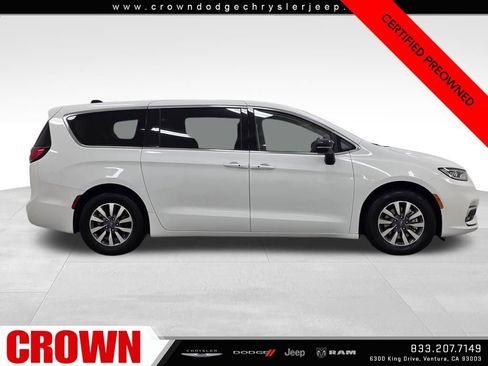 Certified 2024 Chrysler Pacifica Select image 8