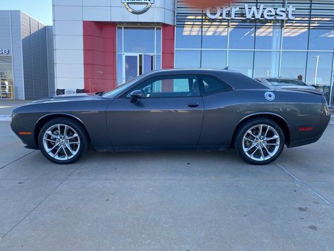 Used 2022 Dodge Challenger SXT w/ Plus Package image 2