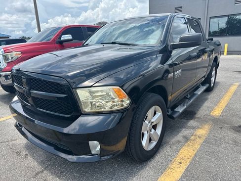 Used 2013 RAM 1500 Express RWD image 1