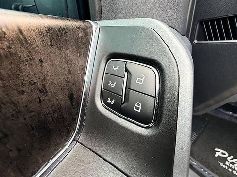 Used 2024 Ford F250 Lariat w/ Sport Appearance Package AWD/4WD image 25