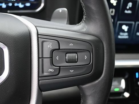 Used 2022 GMC Sierra 1500 Denali w/ Denali Reserve Package AWD/4WD image 2