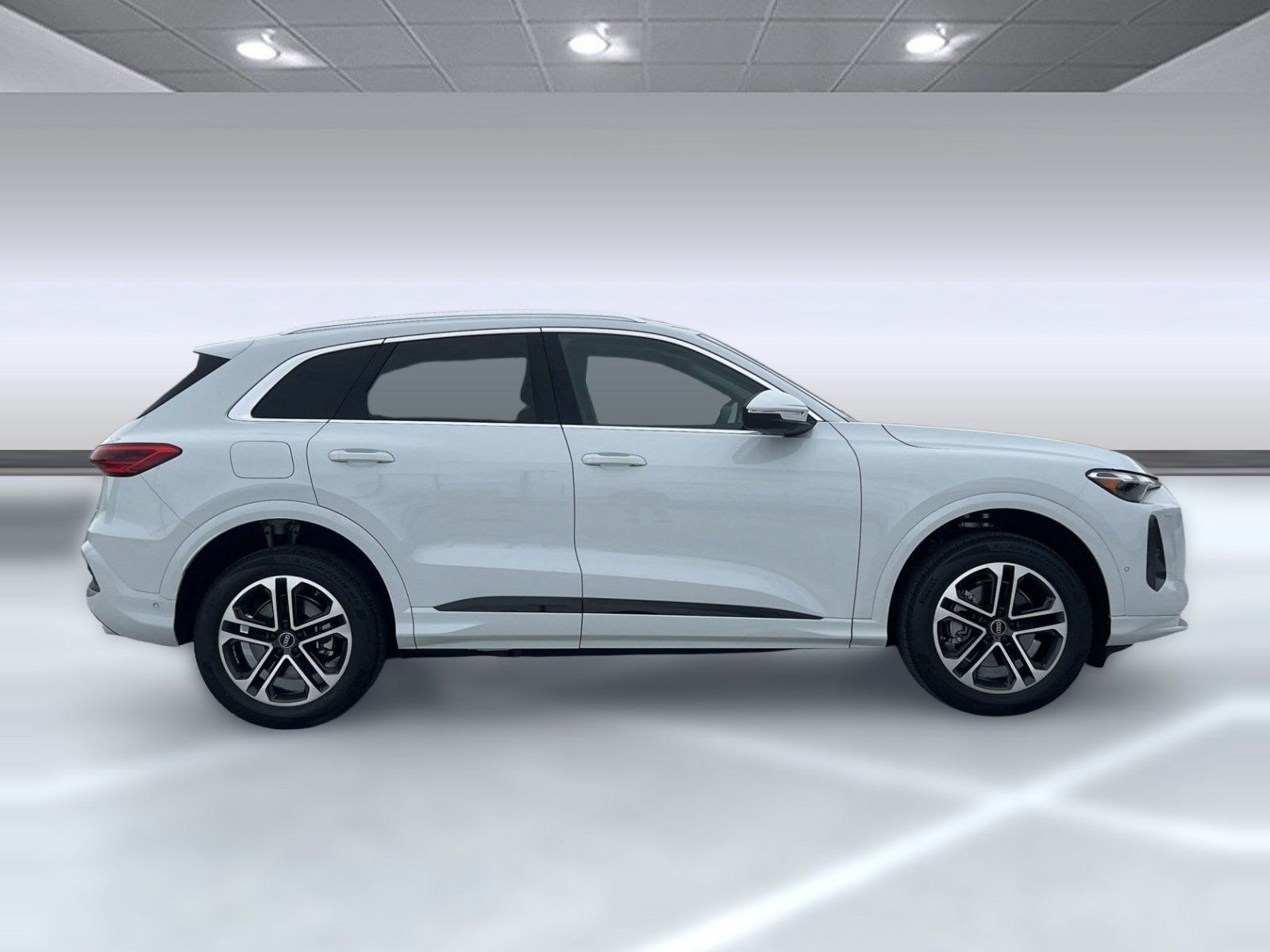 New 2025 Audi Q5 Premium AWD/4WD image 8