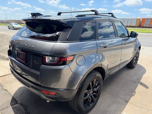 Used 2019 Land Rover Range Rover Evoque SE Premium AWD/4WD image 27