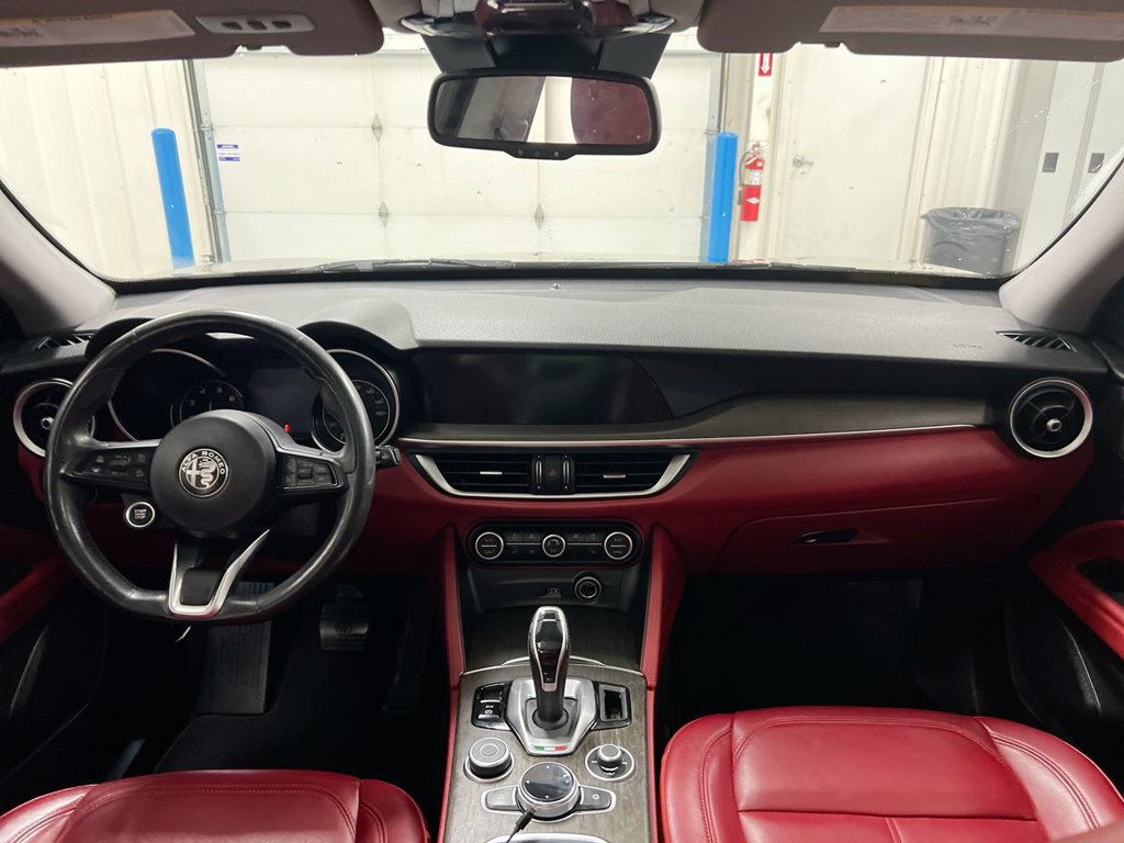 Used 2021 Alfa Romeo Stelvio Ti w/ Nero Edizione AWD/4WD image 10