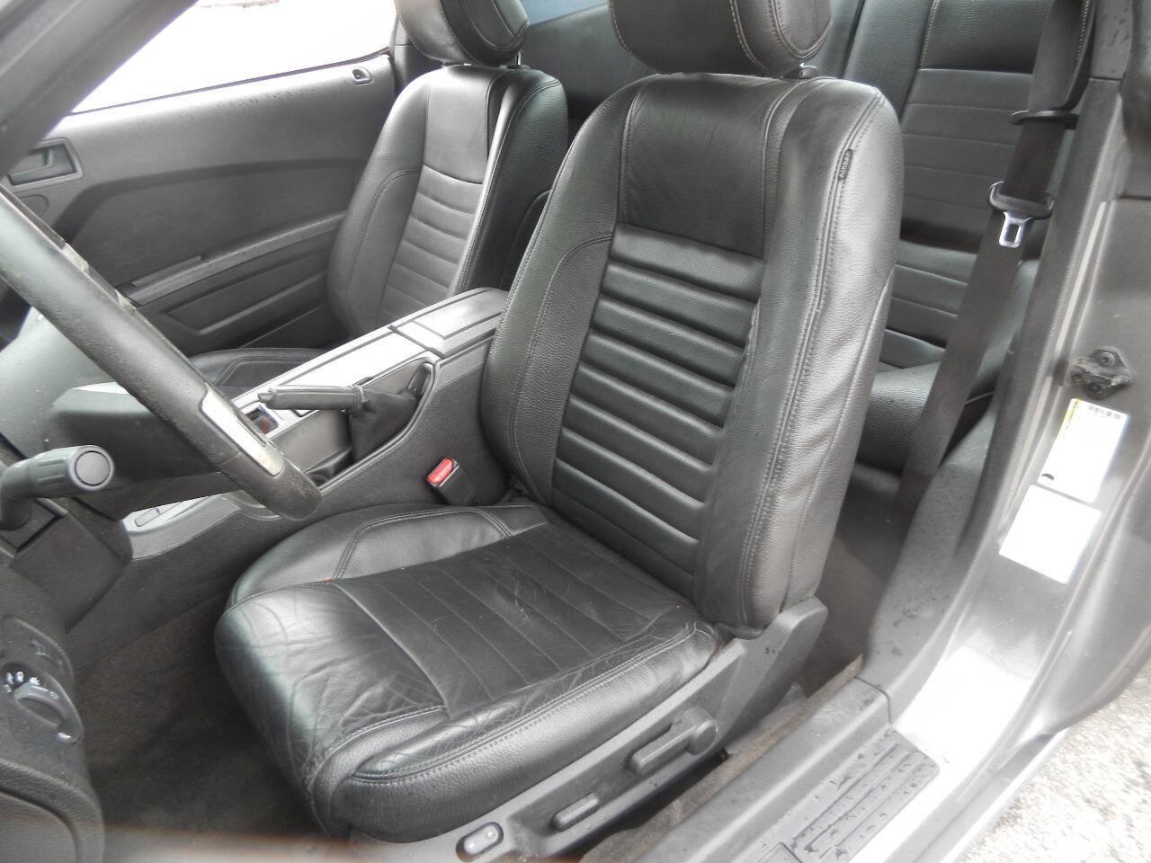 Used 2014 Ford Mustang Coupe w/ Equipment Group 102A RWD image 28