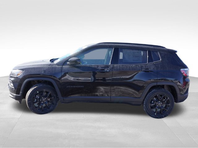 New 2026 Jeep Compass Latitude AWD/4WD image 6