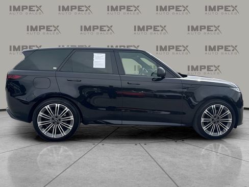Used 2024 Land Rover Range Rover Sport Dynamic SE AWD/4WD image 6