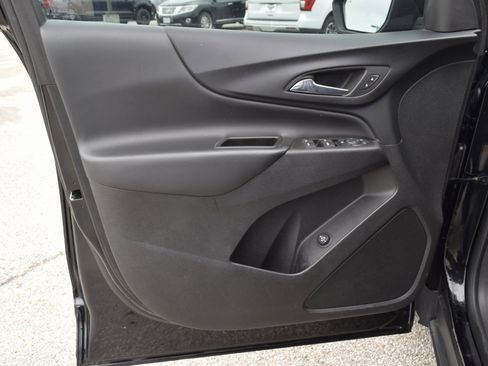 Used 2022 Chevrolet Equinox LT image 19