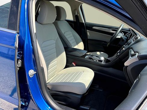 Used 2018 Ford Fusion S image 7