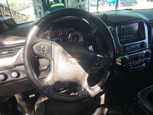Used 2018 Chevrolet Tahoe LS AWD/4WD image 3