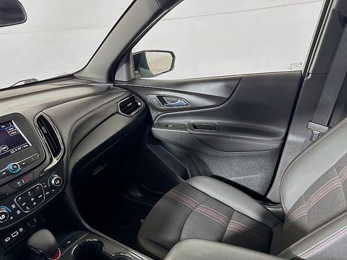 Used 2023 Chevrolet Equinox RS w/ LPO, Floor Liner Package AWD/4WD image 22