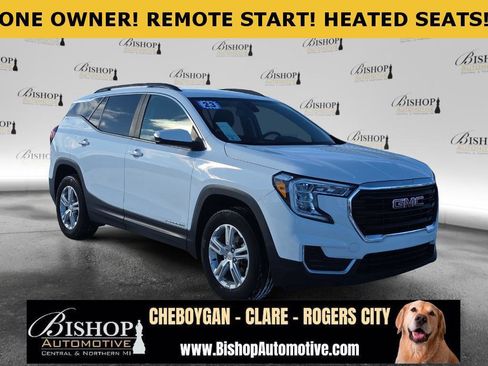 Used 2023 GMC Terrain SLE w/ Driver Convenience Package image 1