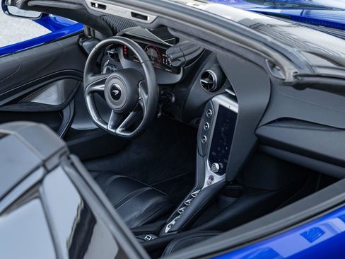 Used 2024 McLaren 750S Spider image 15