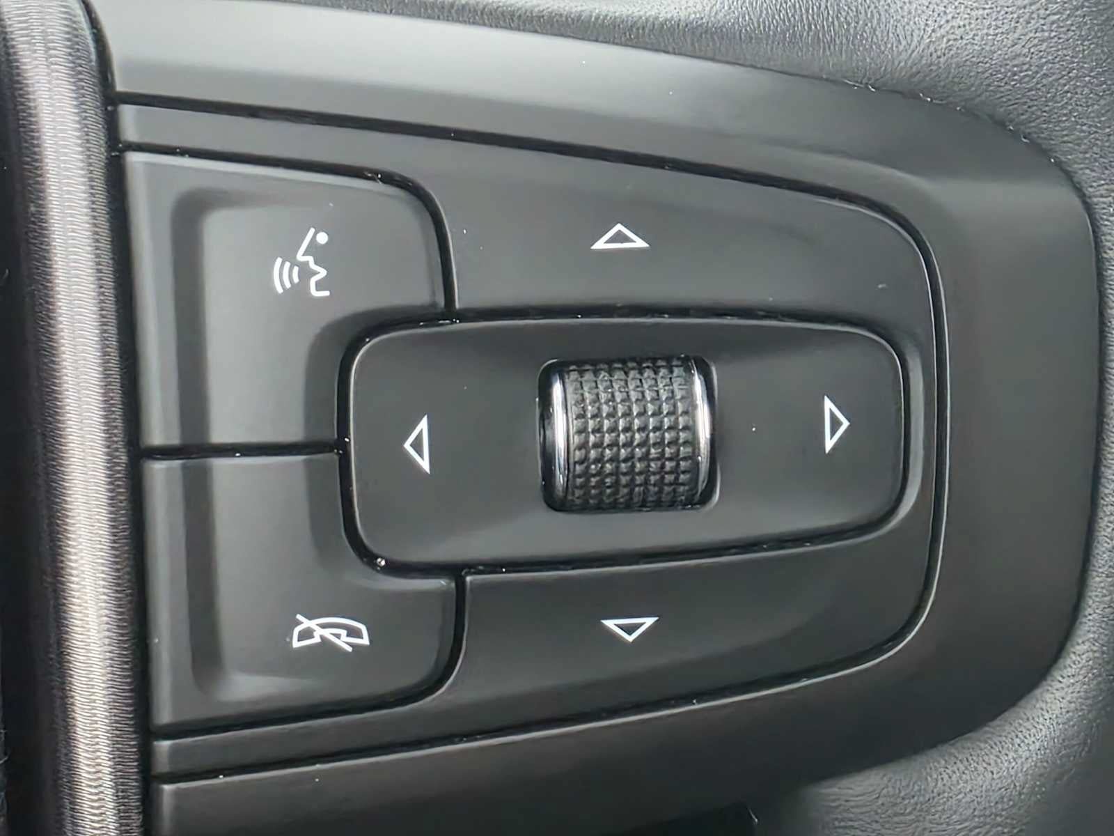 Certified 2023 GMC Yukon Denali Ultimate AWD/4WD image 34