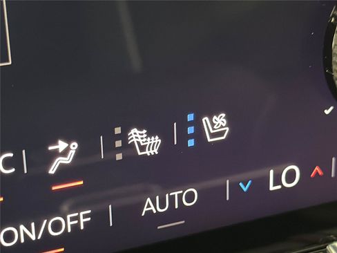 New 2026 GMC Yukon AT4 Ultimate AWD/4WD image 35