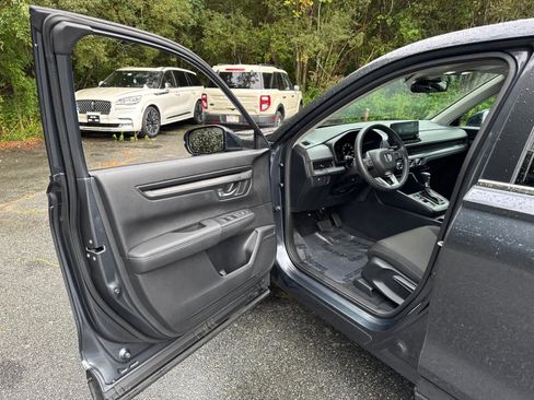 Certified 2025 Honda CR-V LX image 12