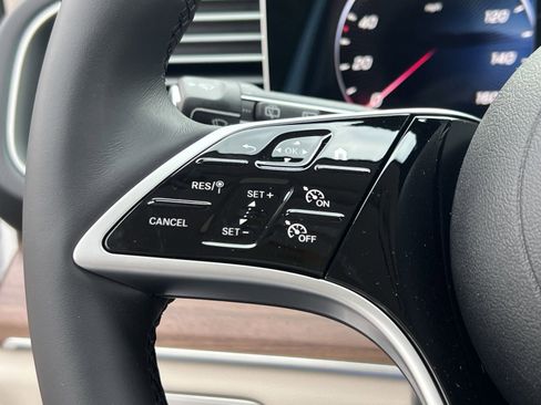 New 2026 Mercedes-Benz GLE 450 4MATIC image 37