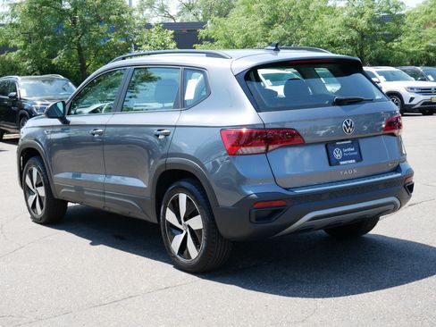 Certified 2023 Volkswagen Taos S AWD/4WD image 5