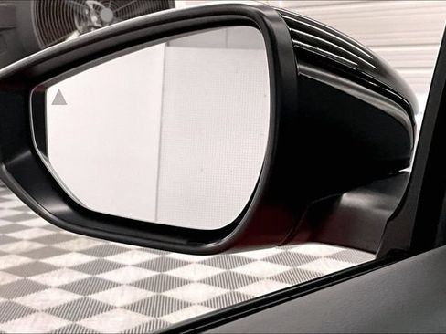 New 2026 Nissan Sentra SR w/ SR Premium Package FWD image 27