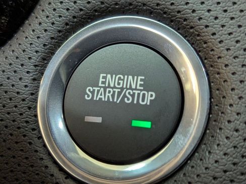 New 2026 Cadillac XT5 Luxury image 30