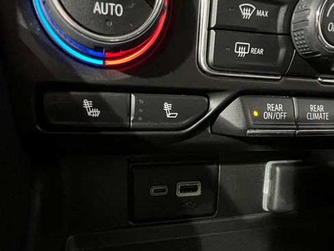 Used 2023 Chevrolet Tahoe LT AWD/4WD image 24