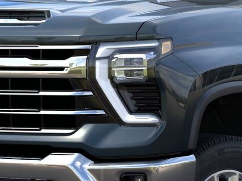 New 2026 Chevrolet Silverado 2500 LTZ w/ LTZ Convenience Package AWD/4WD image 10