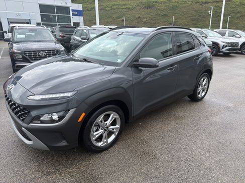 Certified 2023 Hyundai Kona SEL w/ Convenience Package AWD/4WD image 9