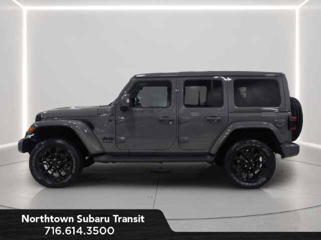 Used 2022 Jeep Wrangler Unlimited Sahara AWD/4WD image 2
