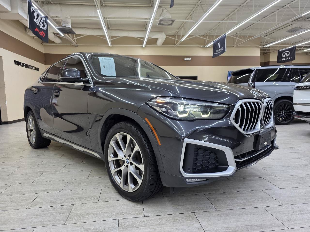 Used 2021 BMW X6 xDrive40i w/ Premium Package AWD/4WD image 4