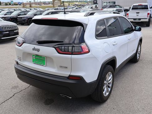 Used 2022 Jeep Cherokee Latitude Lux AWD/4WD image 5