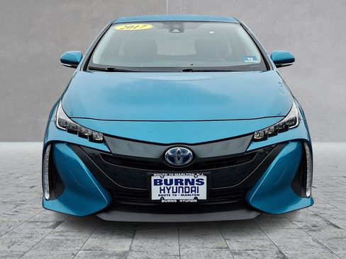 Used 2017 Toyota Prius Prime Plus image 2