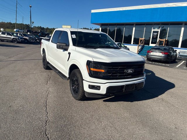 Used 2025 Ford F150 XLT w/ Equipment Group 301A Standard AWD/4WD image 2