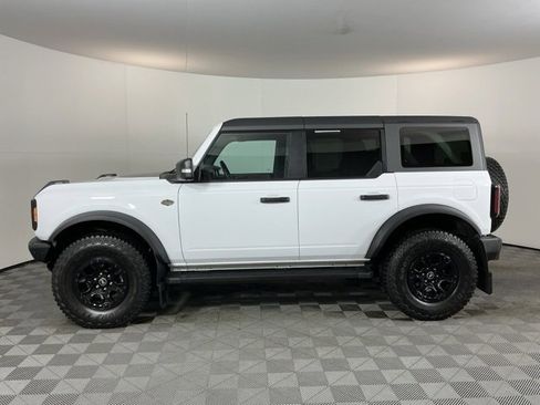 Used 2024 Ford Bronco Wildtrak image 8