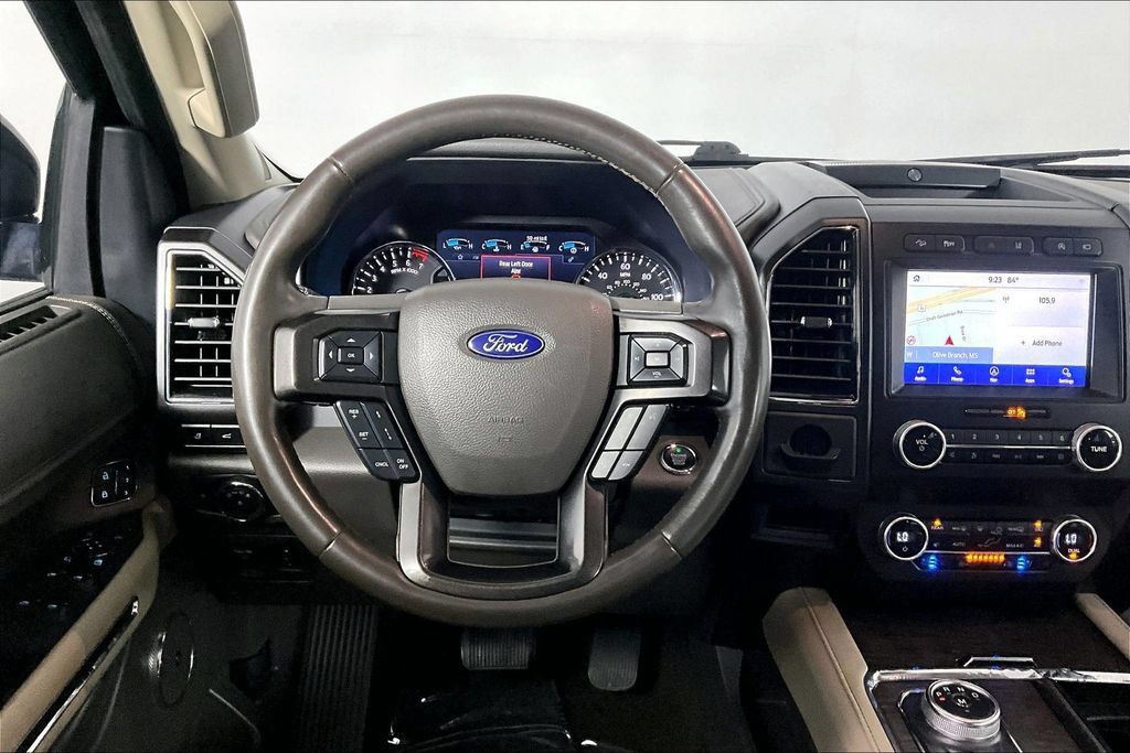 Used 2021 Ford Expedition Limited AWD/4WD image 5