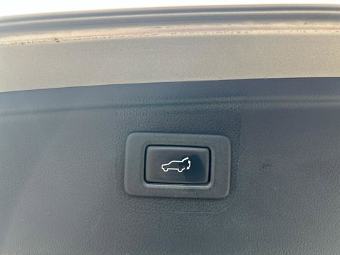 Used 2015 Subaru Outback 3.6R Limited image 24