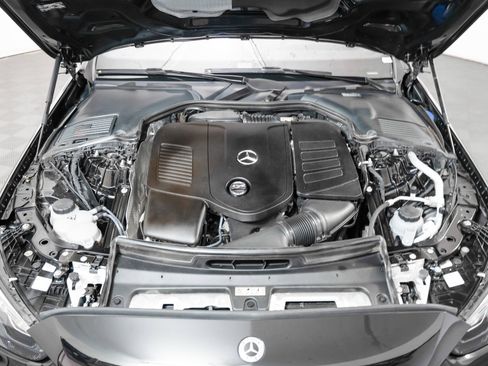 Certified 2023 Mercedes-Benz C 300 Sedan image 4
