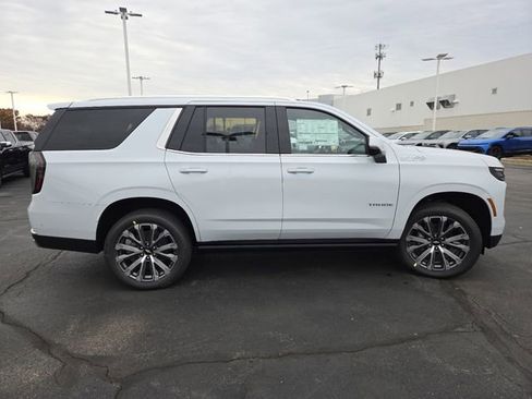 New 2026 Chevrolet Tahoe High Country AWD/4WD image 28