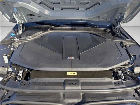 Used 2025 BMW i5 M60 image 23