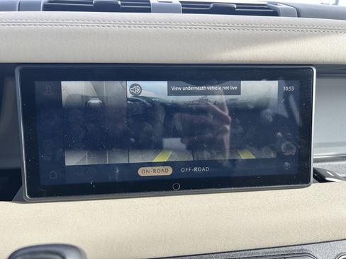 Used 2020 Land Rover Defender 110 HSE image 19