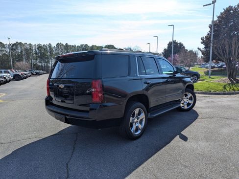 Used 2017 Chevrolet Tahoe LT image 5