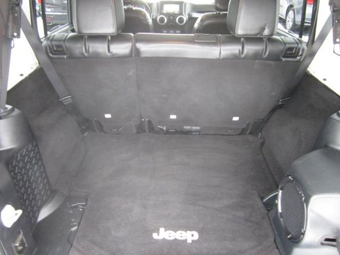 Used 2014 Jeep Wrangler Unlimited Sahara w/ Dual Top Group image 29